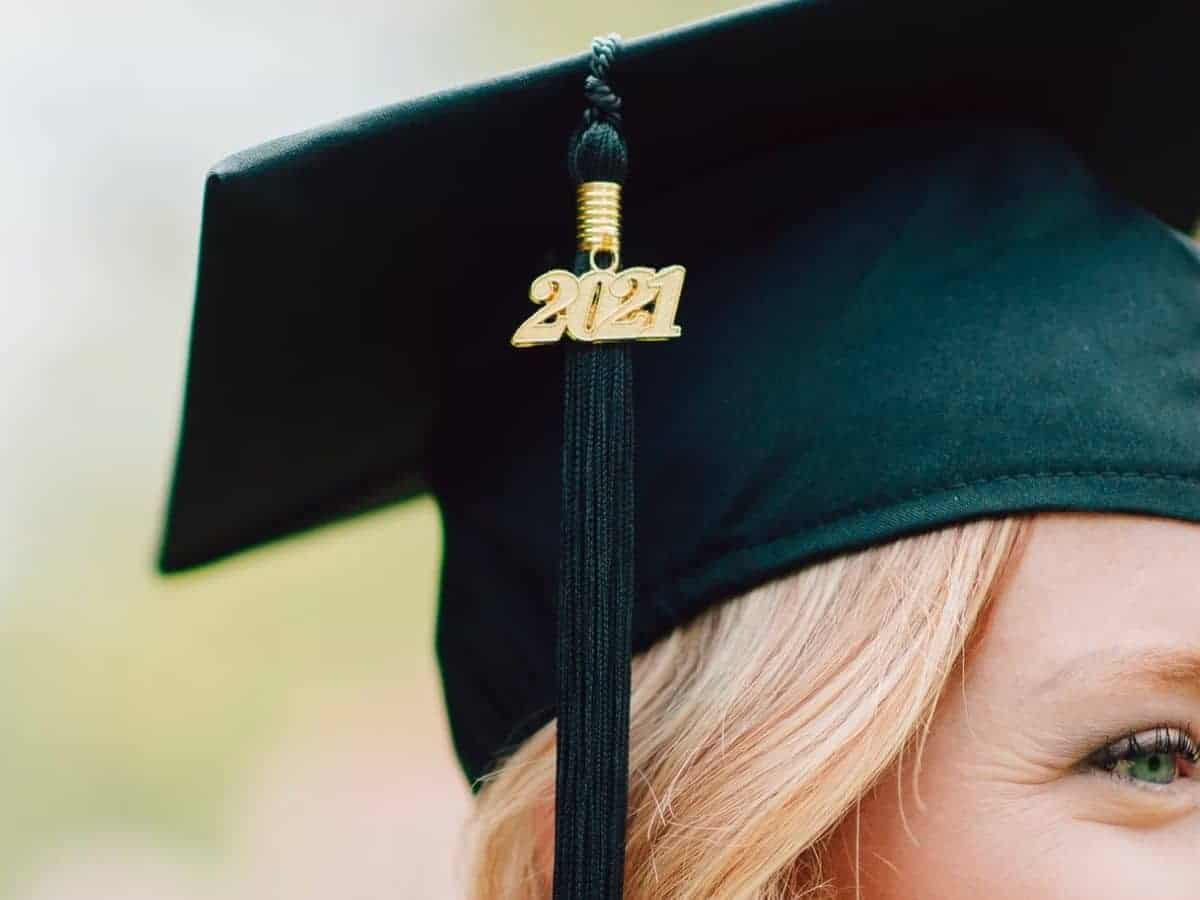 Close-up of a 2021 graduation tassel.