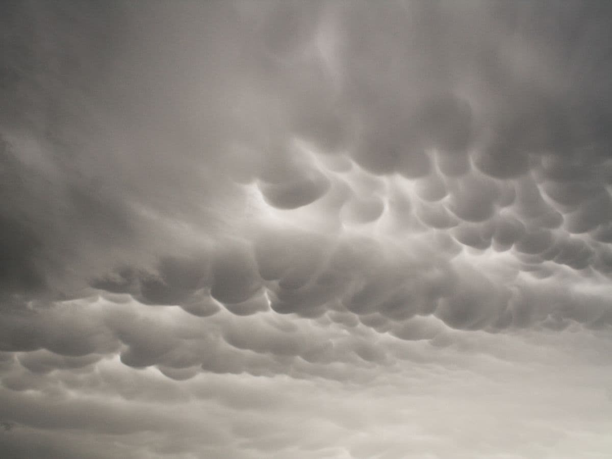 Grey Mammatus clouds.